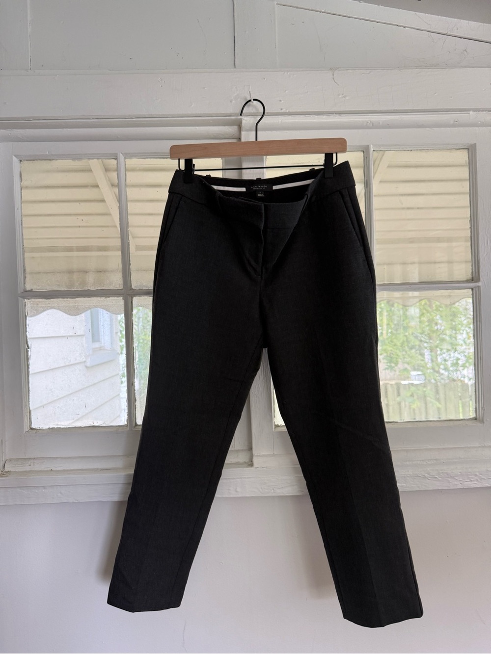 Ann Taylor Petite Kate Fit Pants Grey Straight Leg Size 6P